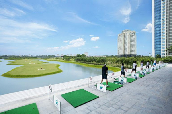 Sân tập Golf Ciputra sở hữu trang thiết bị hiện đại