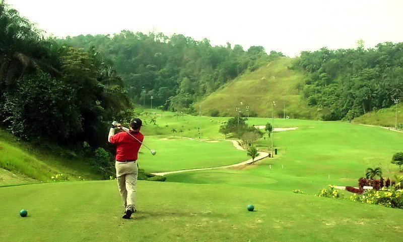 Sân Golf Vân Trì - Sân golf tại Hà Nội
