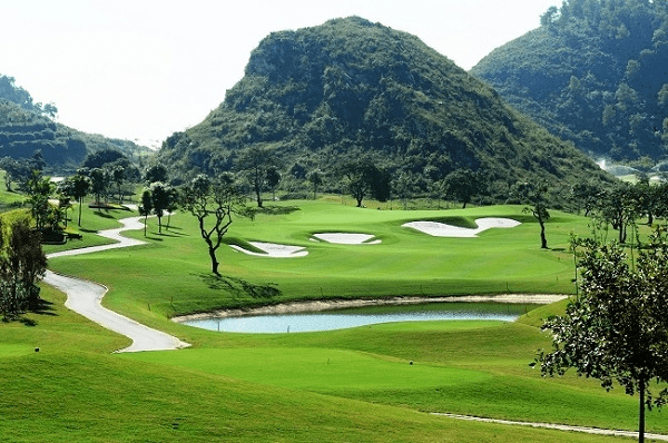 Các sân golf Hòa Bình nổi tiếng nhất