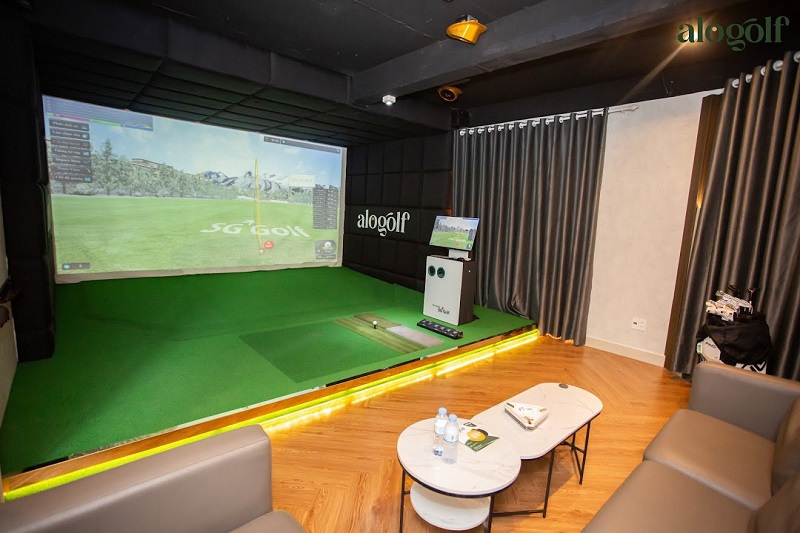 Phòng golf riêng tư để khách hàng thoải mái luyện tập