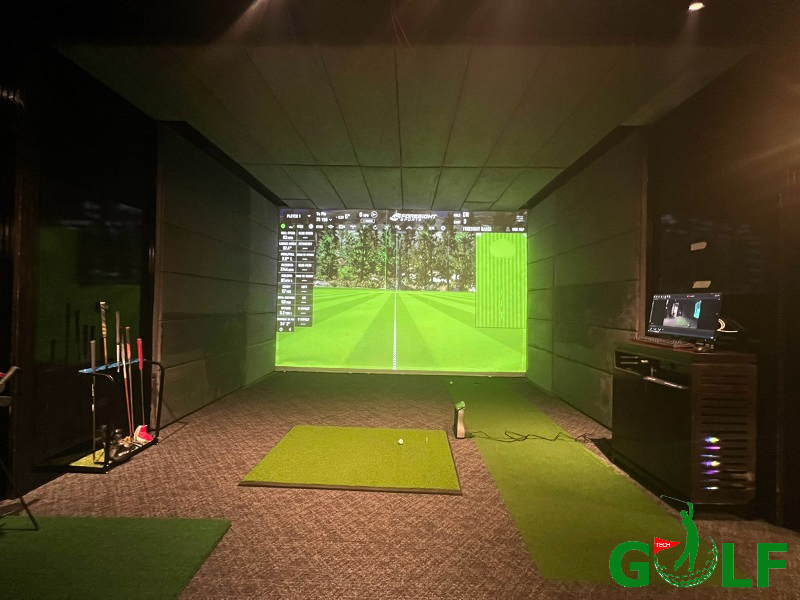 Phòng tập golf với diện tích 30m2 thích hợp cho các buổi vui chơi cùng gia đình và bạn bè